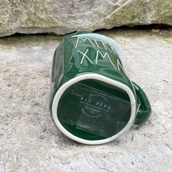 Rae Dunn MERRY XMAS Christmas Mug with Tree Topper - Picture 3 of 3